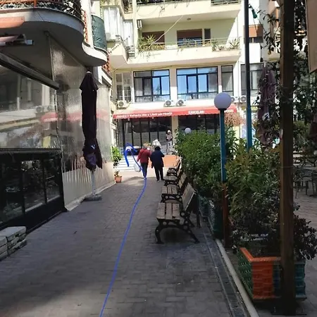 @bazaar Apartmán Tirana