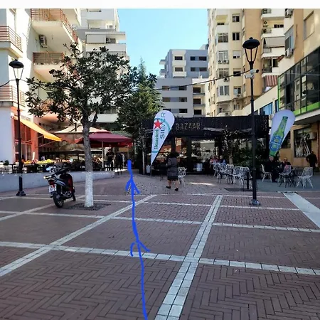 @bazaar טיראנה